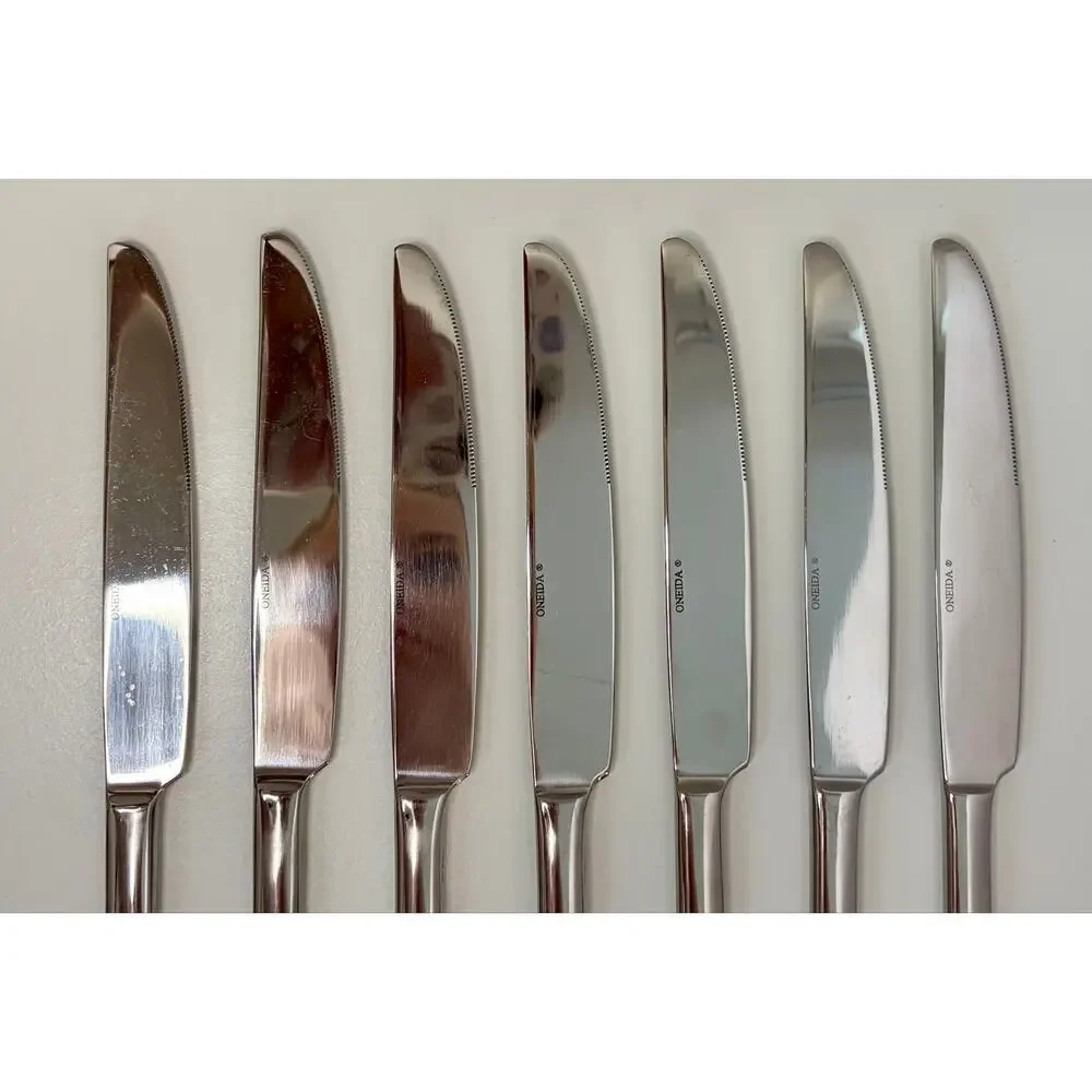 Oneida Serif Stainless Steel Dinner Knives – Set of 7